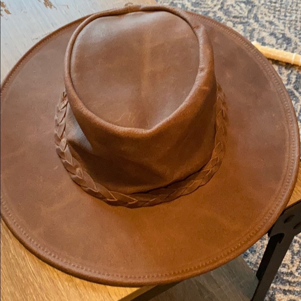 Minnetonka hat